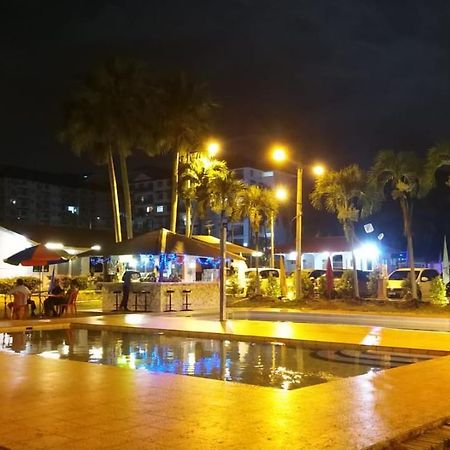 Green Town Hotel And Resort Port Dickson Ngoại thất bức ảnh