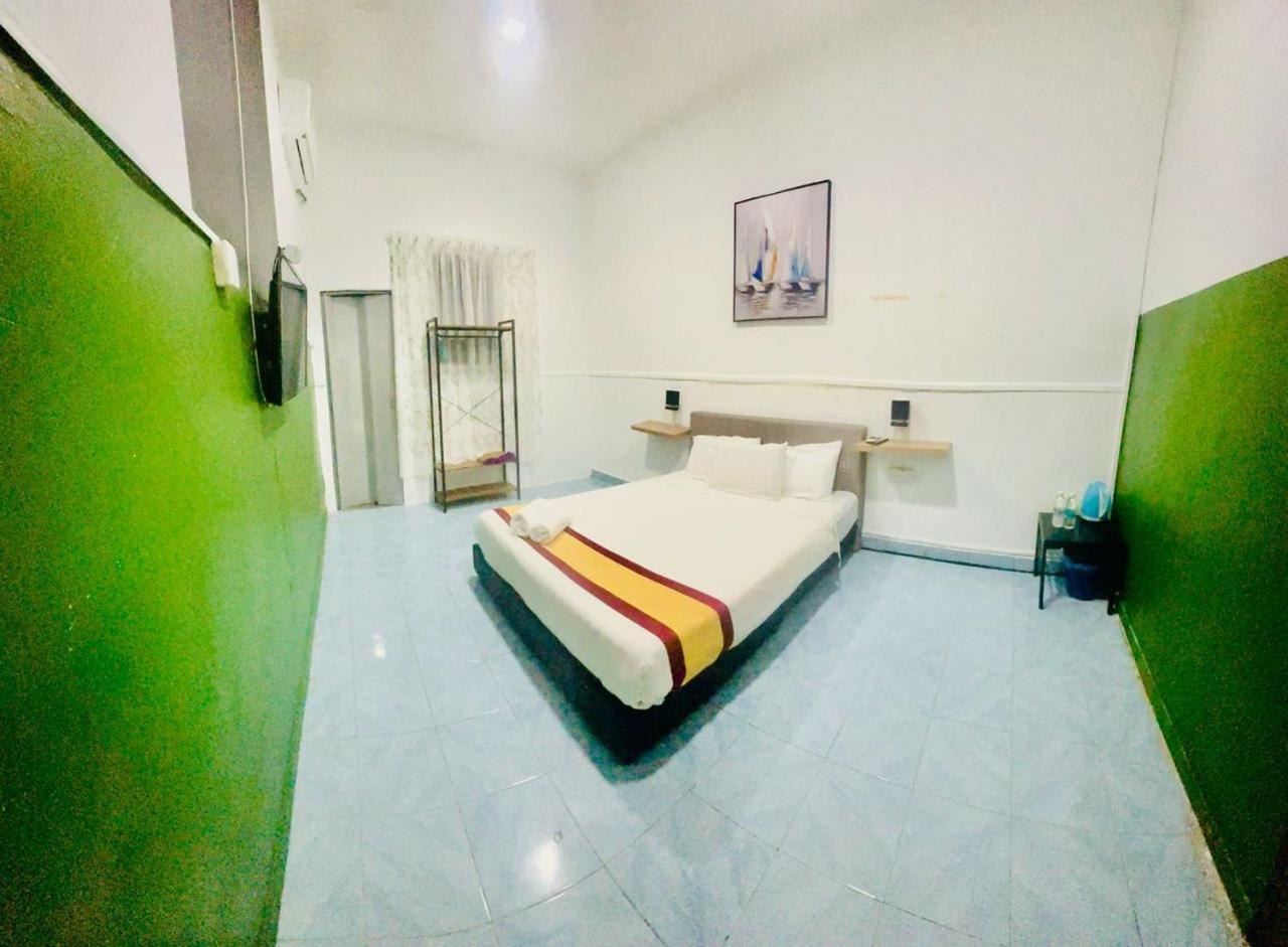 Green Town Hotel And Resort Port Dickson Ngoại thất bức ảnh