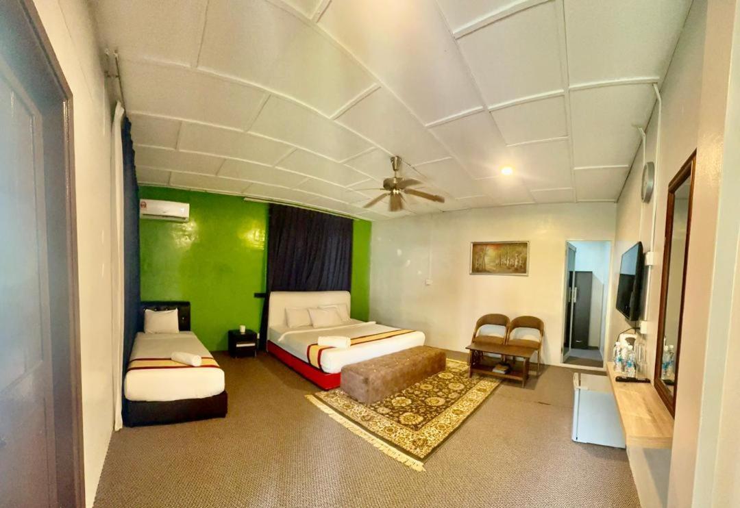 Green Town Hotel And Resort Port Dickson Ngoại thất bức ảnh